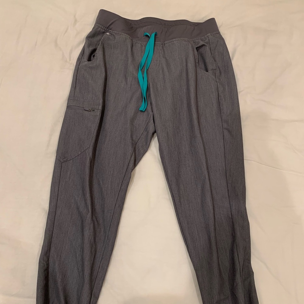 Figs Zamora Gray Scrub Pants